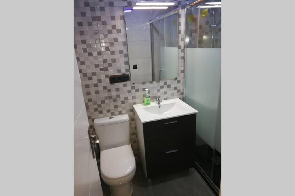 Apartamento Centrico , Wifi + Desayuno Logrono Bagian luar foto