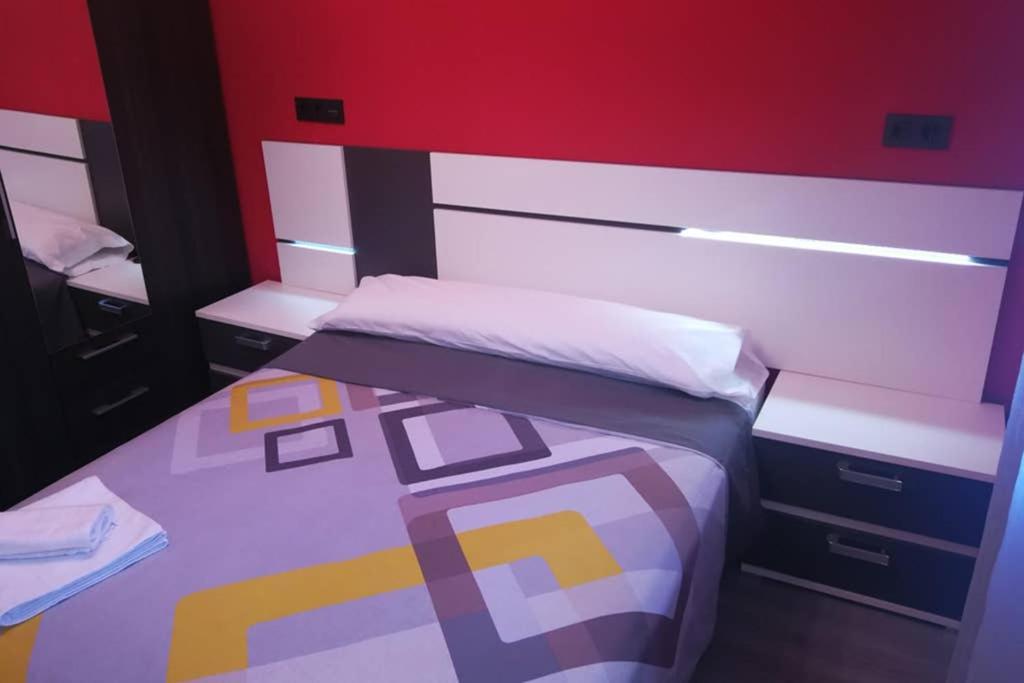 Apartamento Centrico , Wifi + Desayuno Logrono Bagian luar foto